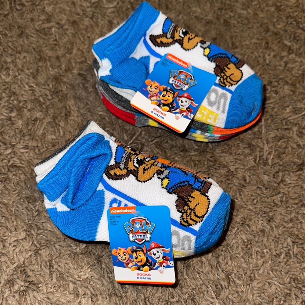 🦄3 FOR $15! Paw patrol socks